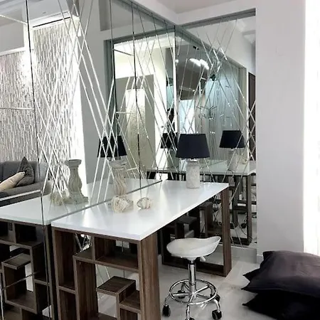 Apartment Modern And Comfort